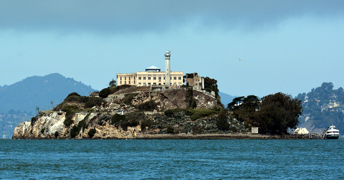 Archaeologists Discover Hidden Tunnels Under Alcatraz Prison | Dusty ... Alcatraz Al Capone Escape