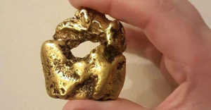 large gold nugget discovered in Scotland