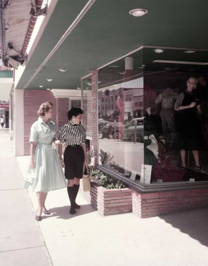 What Malls Looked Like From the '50s Through Today