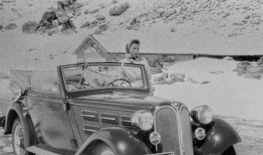 Camera Collector Finds A Vintage Leica Illa And Looks For The Original  Owner | Dusty Old Thing