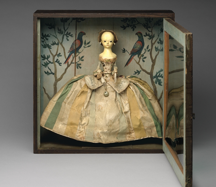 18th century fashion doll in case