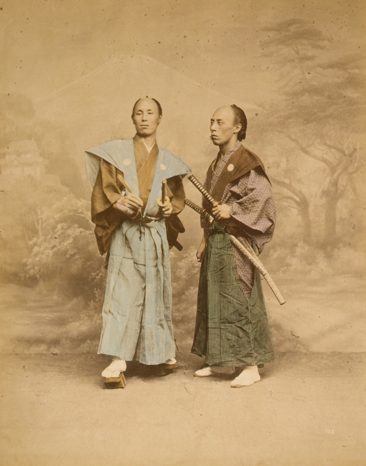 colorized photo of 2 Japanese women from 1877