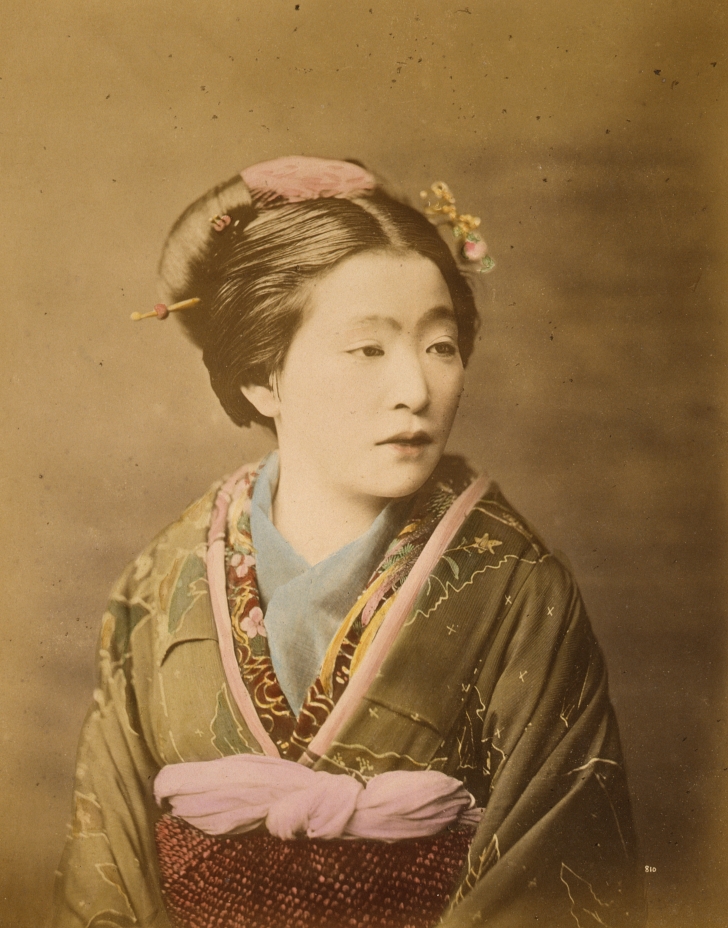 colorized portrait of a young woman in Japan, 1870s