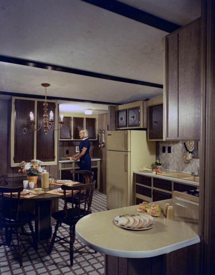 1970s kitchen with tile floor
