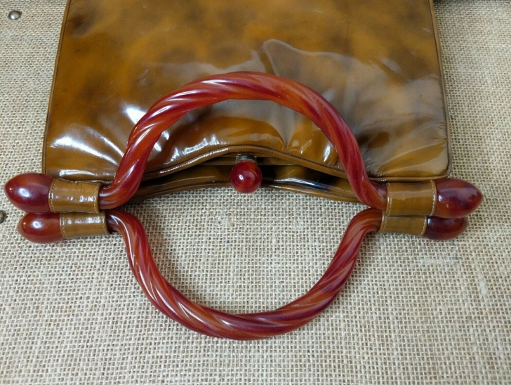 Bakelite handle purse