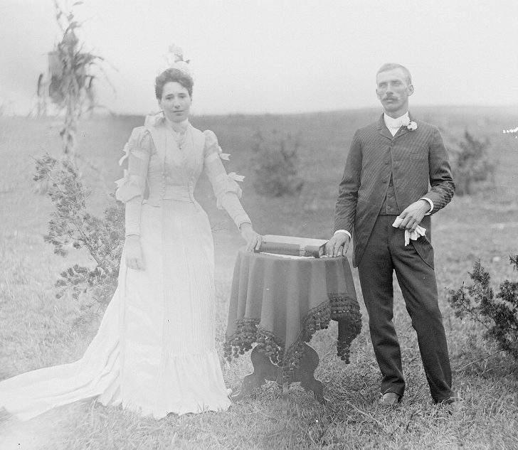 pioneer wedding 1889