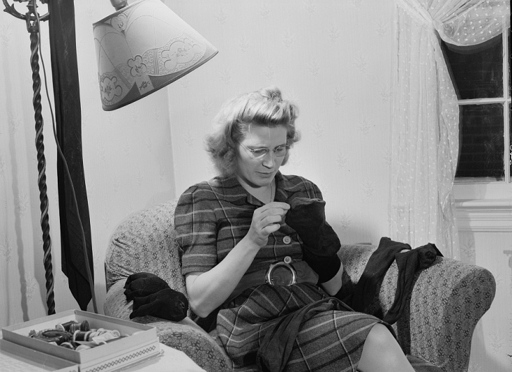 woman sewing late 1940s