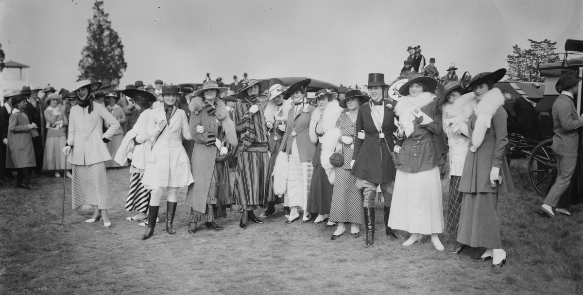 early 1910s fashion show