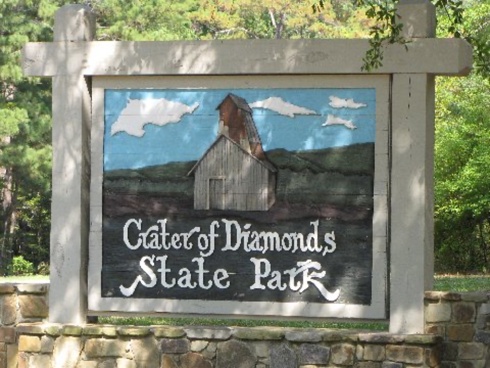 Diamond Crater State Park sign