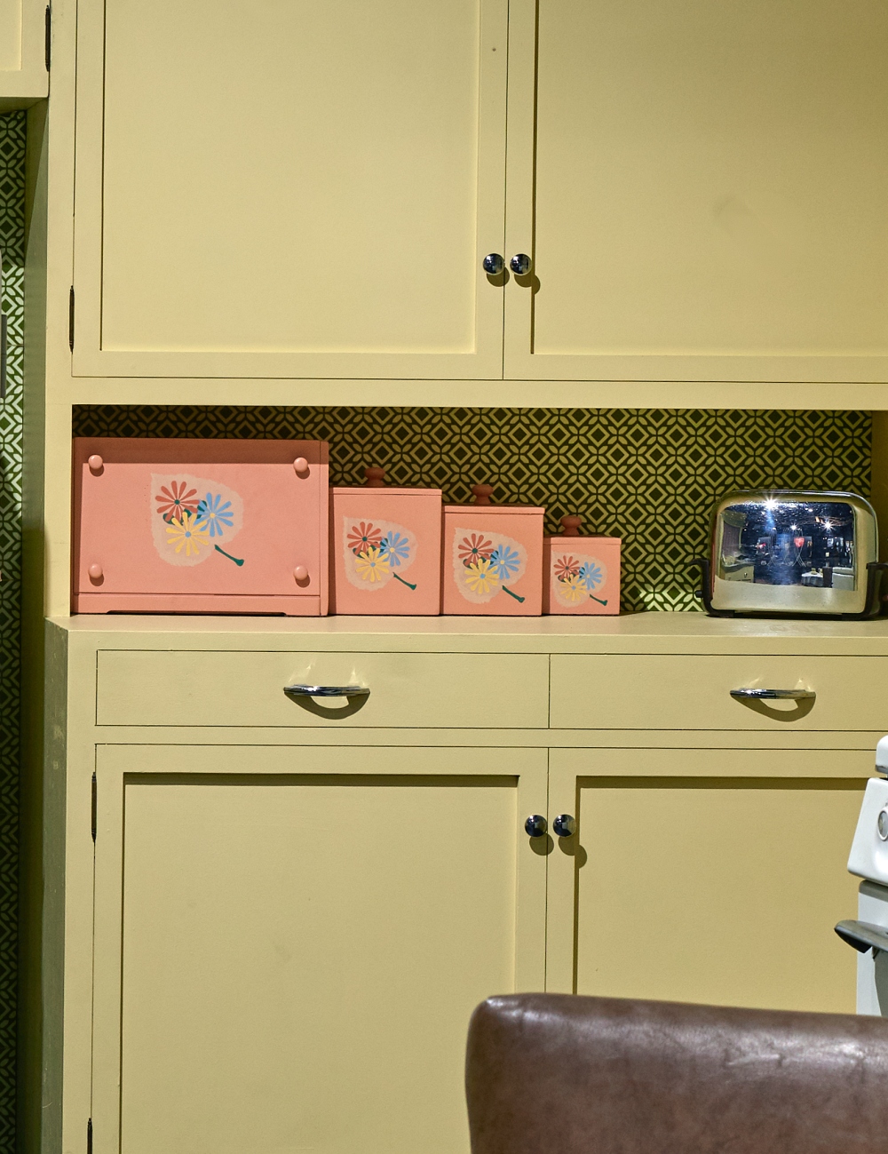 I Love Lucy kitchen set display close up