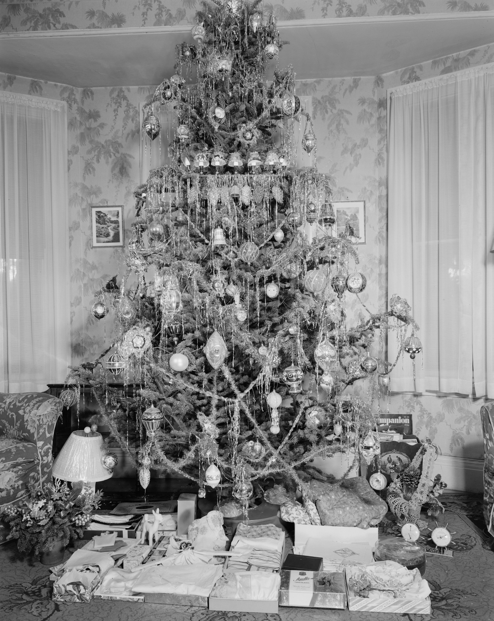 1940s christmas decorations