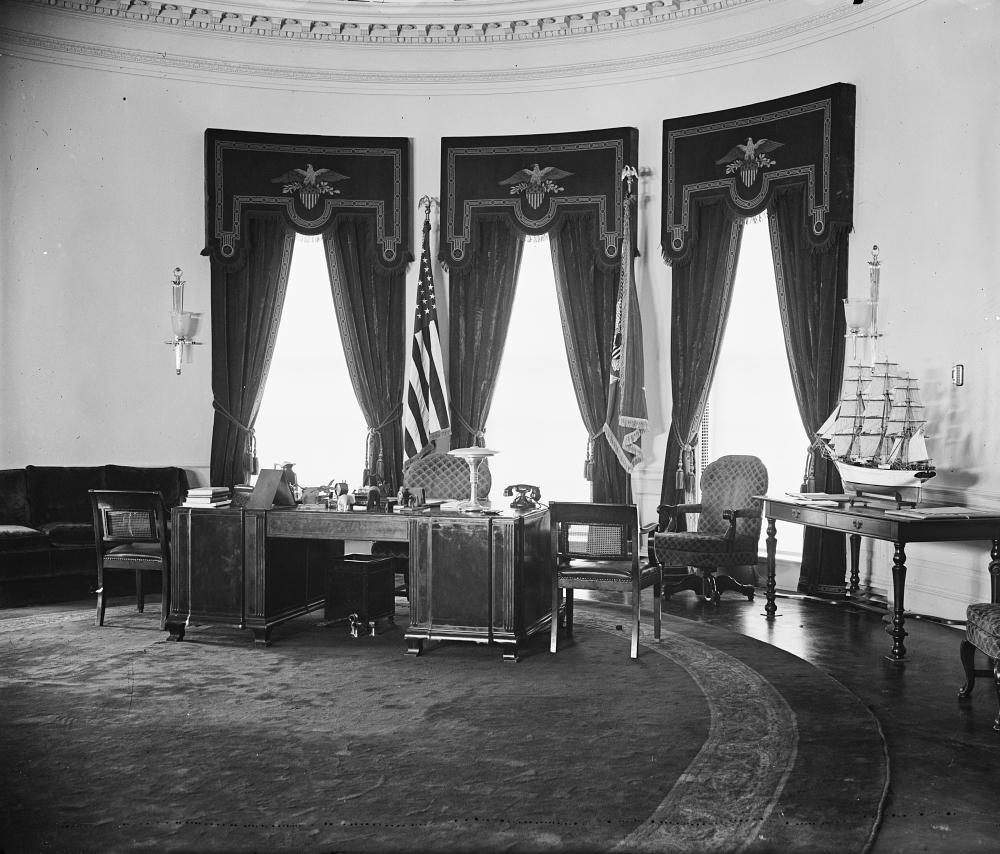 1934 FDR Oval Office