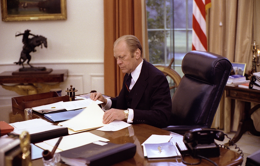 1976 Gerald Ford Oval Office