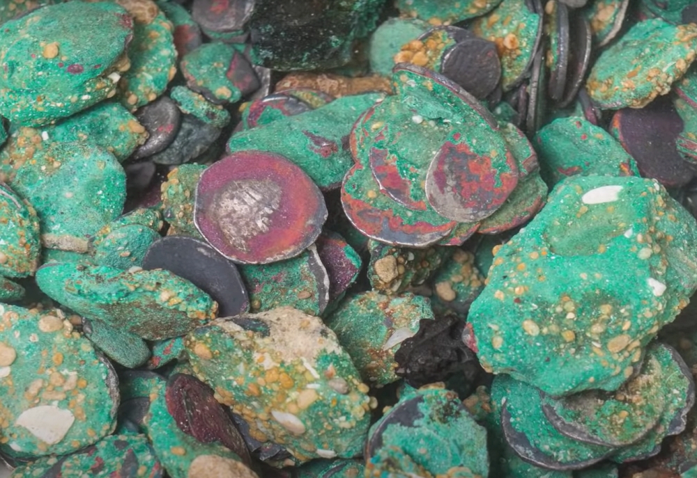  14th century coins from Israel shipwreck