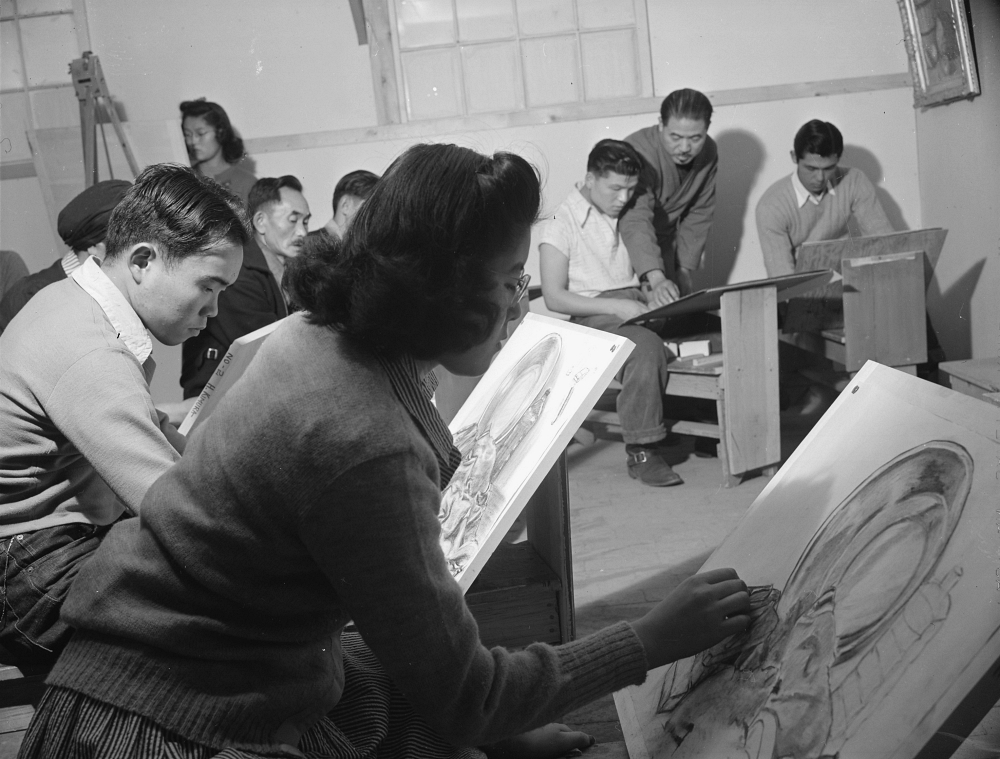 art class at Granada Relocation Center 1942