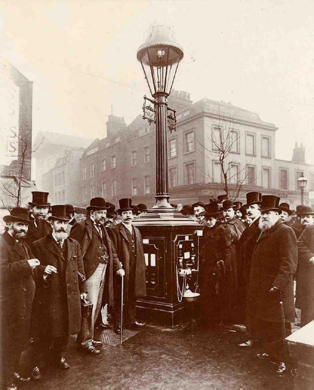 Refreshment Lamp London 1890s