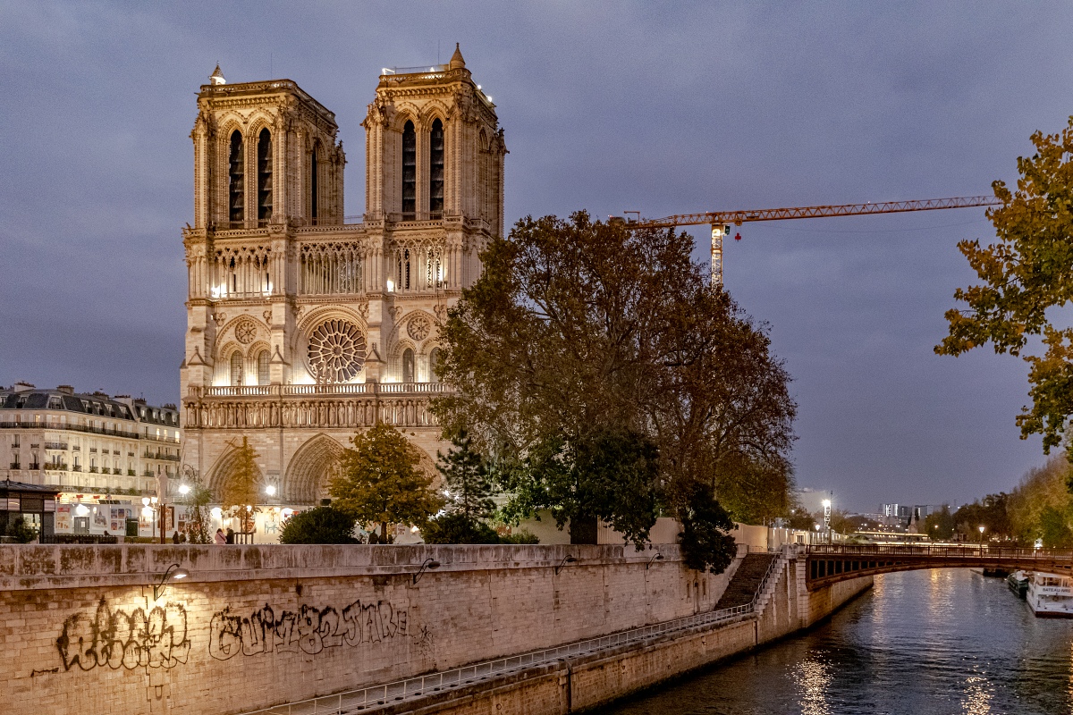 construction on Notre Dame at night 2022
