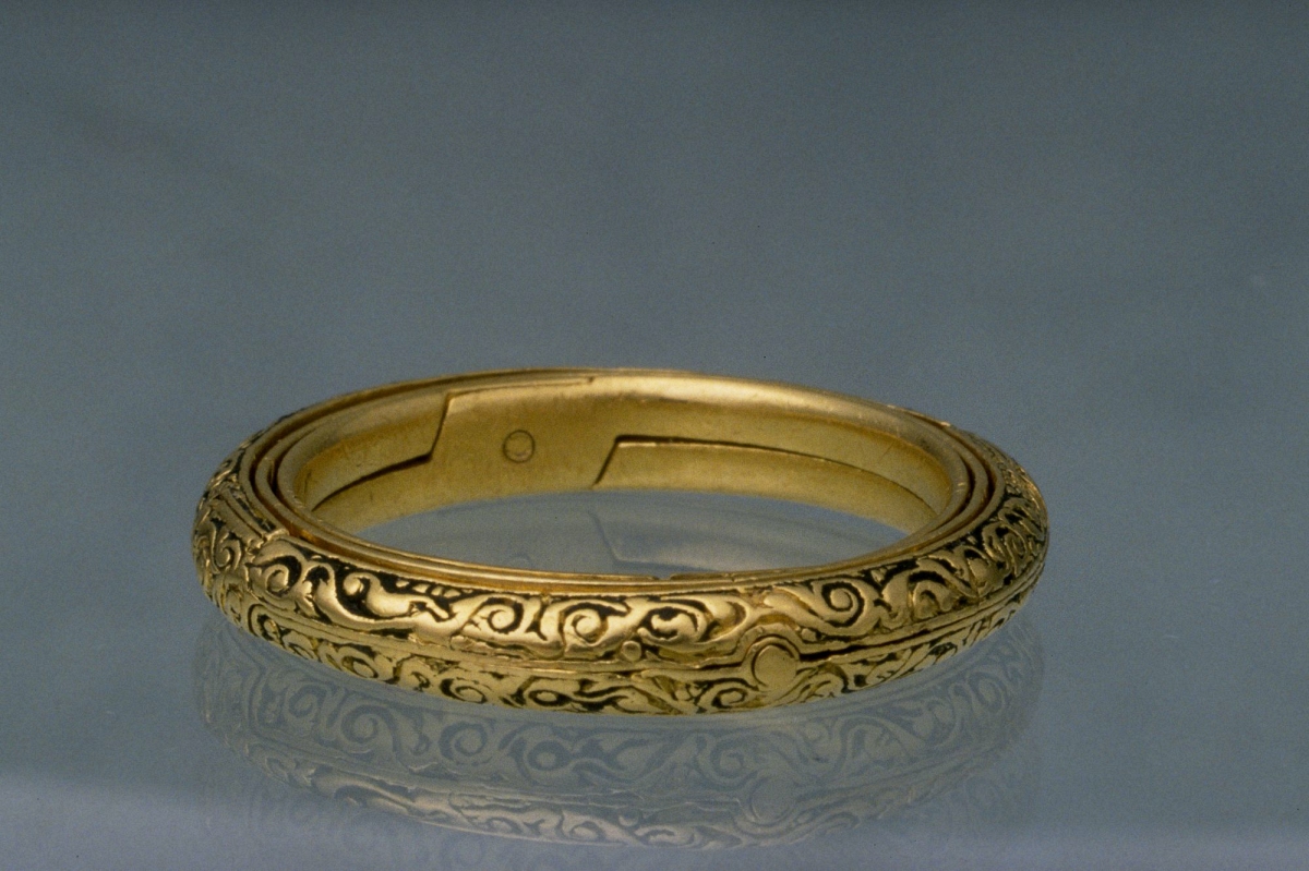 17th century armillary ring