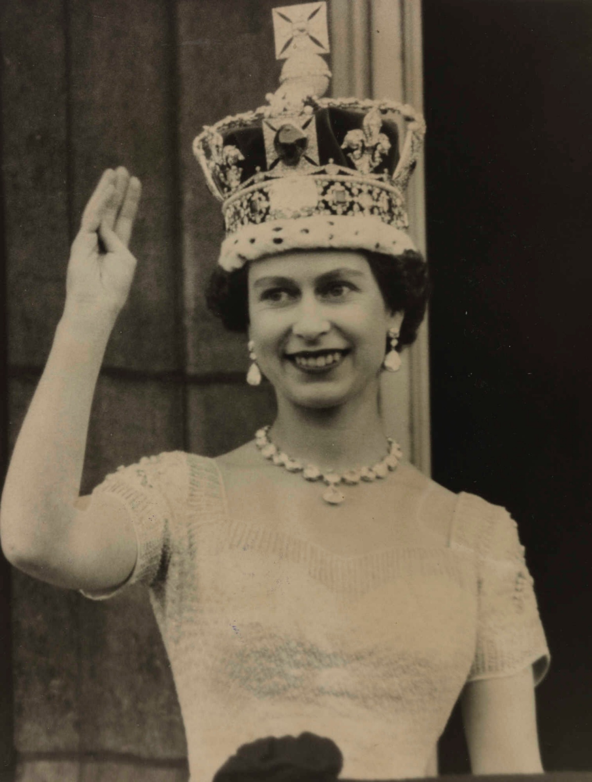 Queen Elizabeth II in 1953 at her coronation