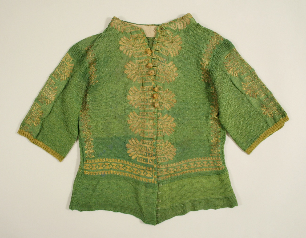 17th century knitted silk sweater