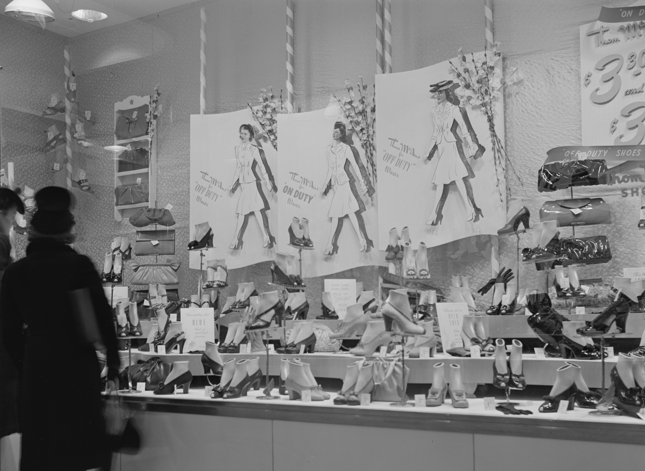 Window Shopping 1940s