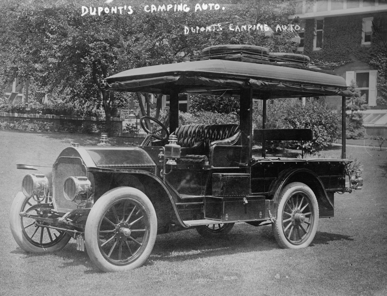 1910s Camping Auto