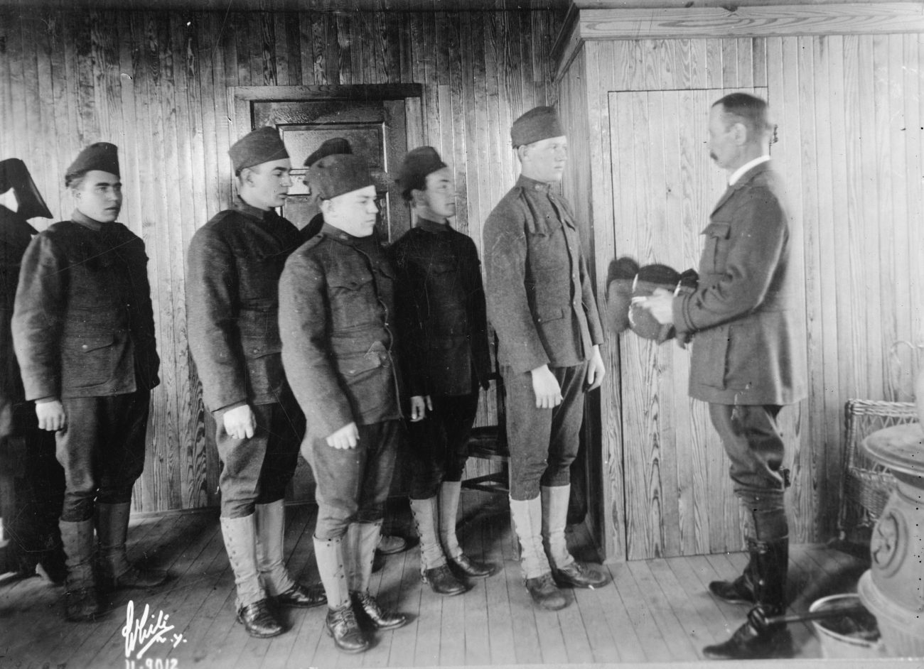 Soldiers Getting Handknit Items WWI