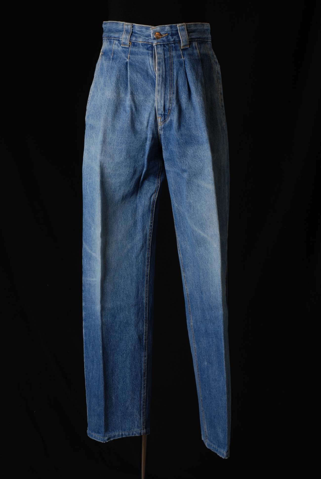 1980s Hugo Boss Pleated Jeans