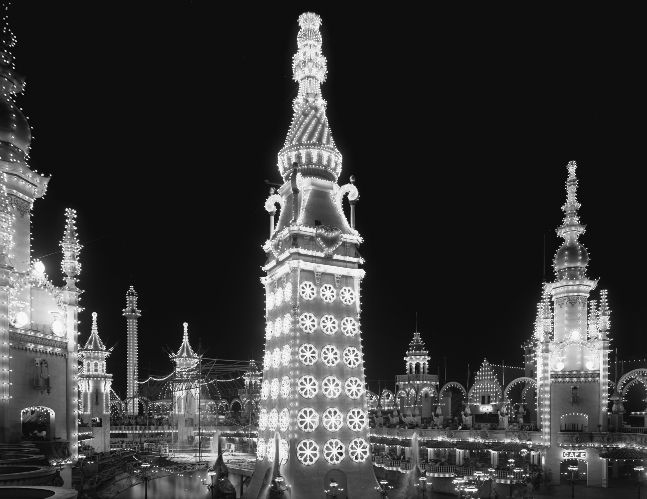 The Lights of Luna Park in 1905