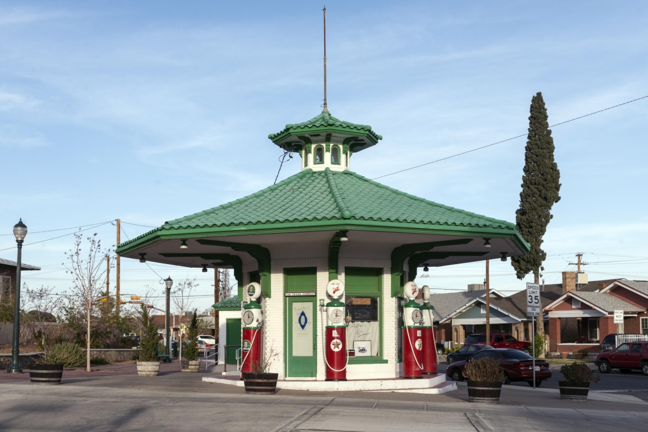 El Paso Texaco Station Restored by Rod Davenport