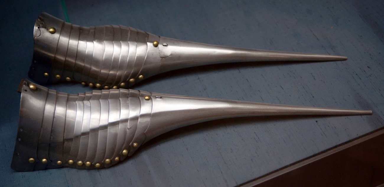 Pointed Poulaine Armor Shoes
