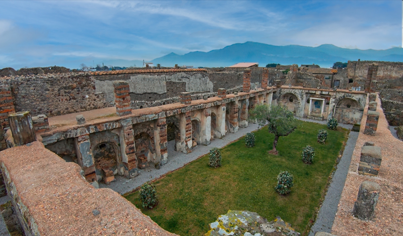 Pompeii Lower Level Courtyard