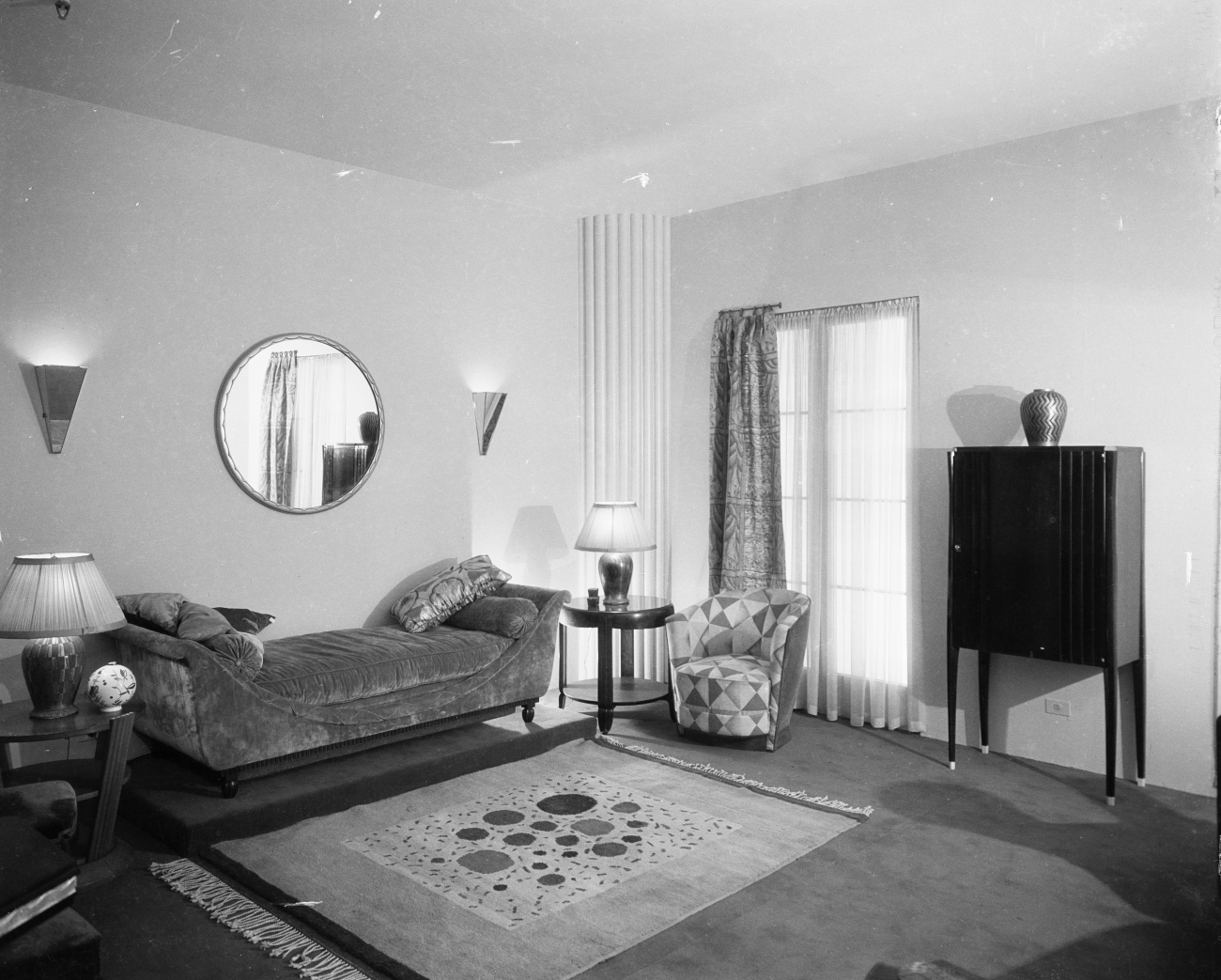 Art Deco Living Room
