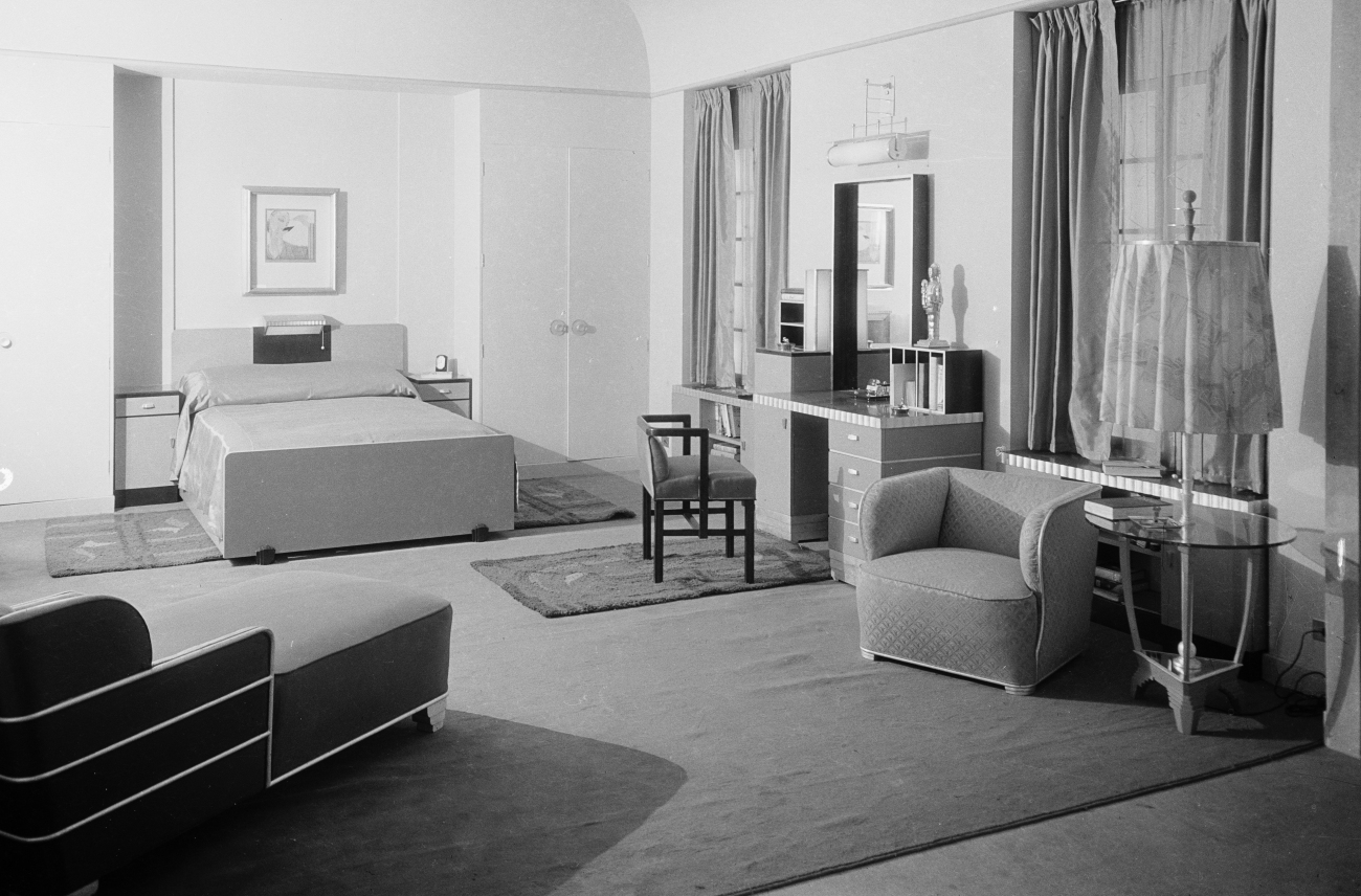 Art Deco Bedroom