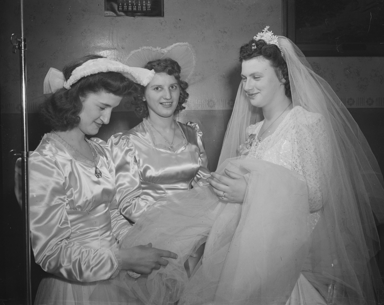 Bridesmaids with Bride 1943