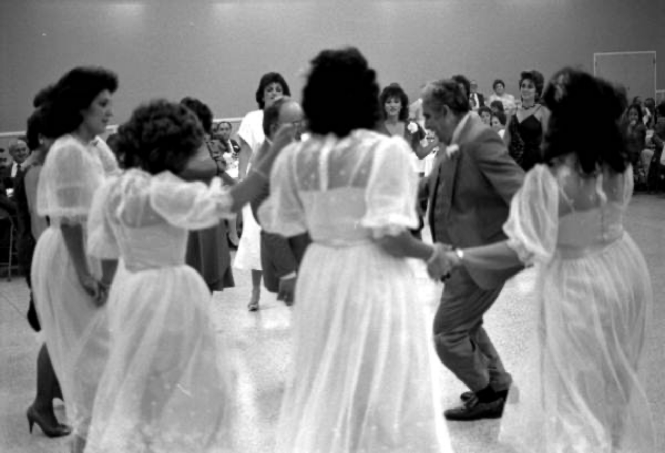 1985 Dancing at Wedding