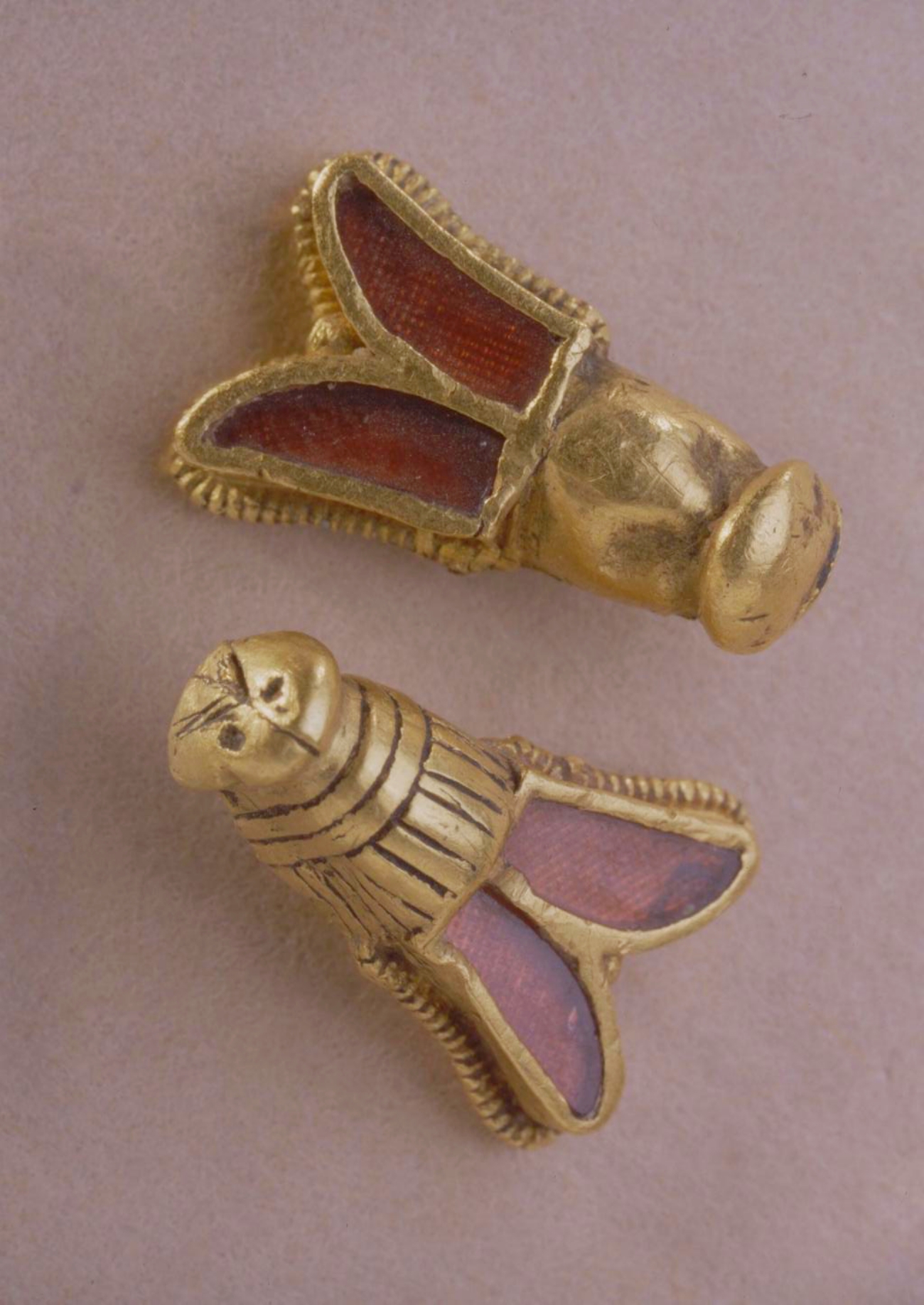 Bees in Gold and Garnet from Childeric I Tomb