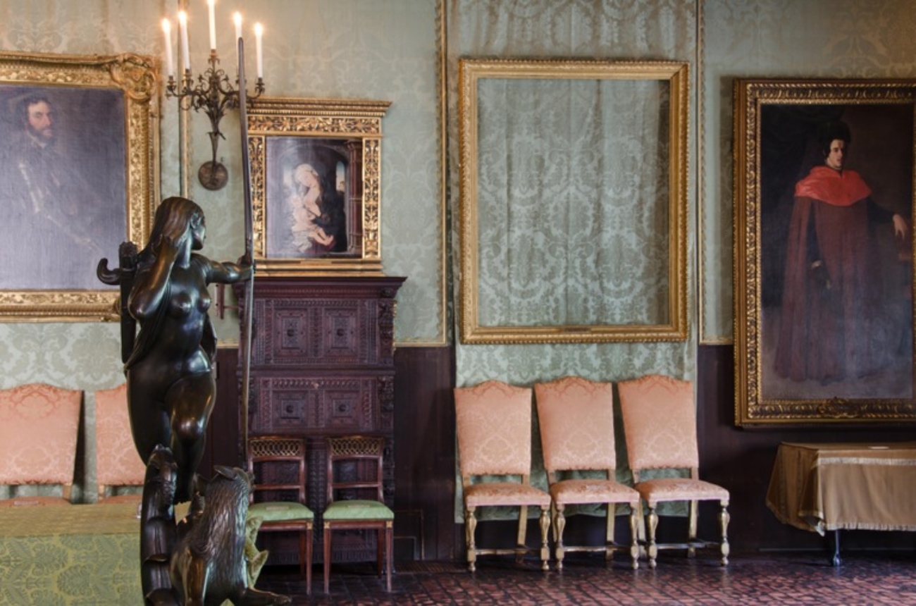 Empty Rembrandt Frame Isabella Stewart Gardner Museum