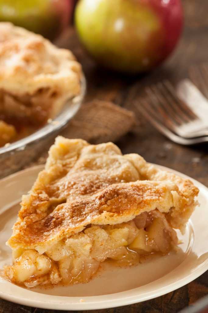 Best Ever Apple Pie | Crafty House