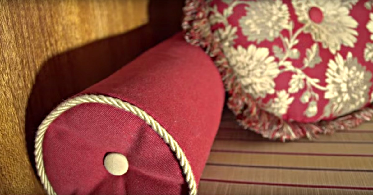 This Neckroll Pillow Gives You Support And Style, And It’s So Simple