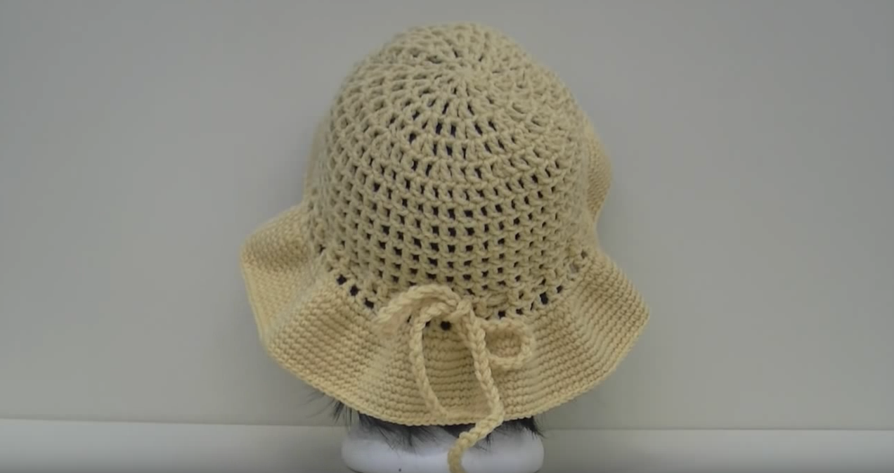 Get Protection From The Sun With This Crochet Mesh Hat! | Crafty House