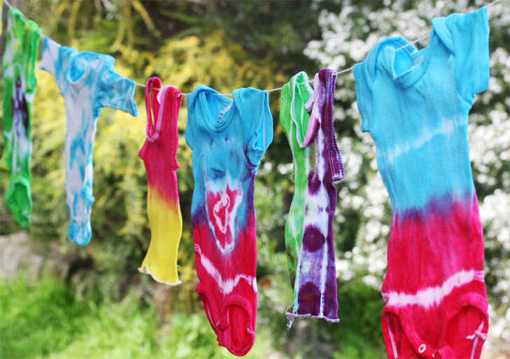 Funky Leggings in Bright Tie Dye