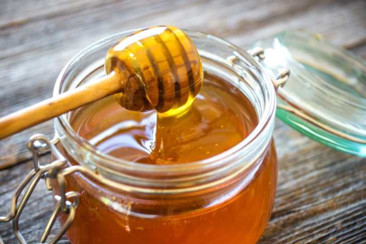 9 Inventive Ways to Use Honey Today | Crafty House