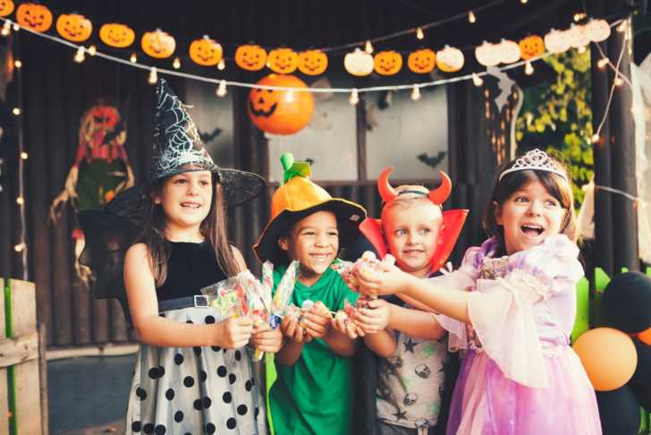 Parents and Kids vs. Halloween Candy: 9 Ways To Make Everyone Happy ...