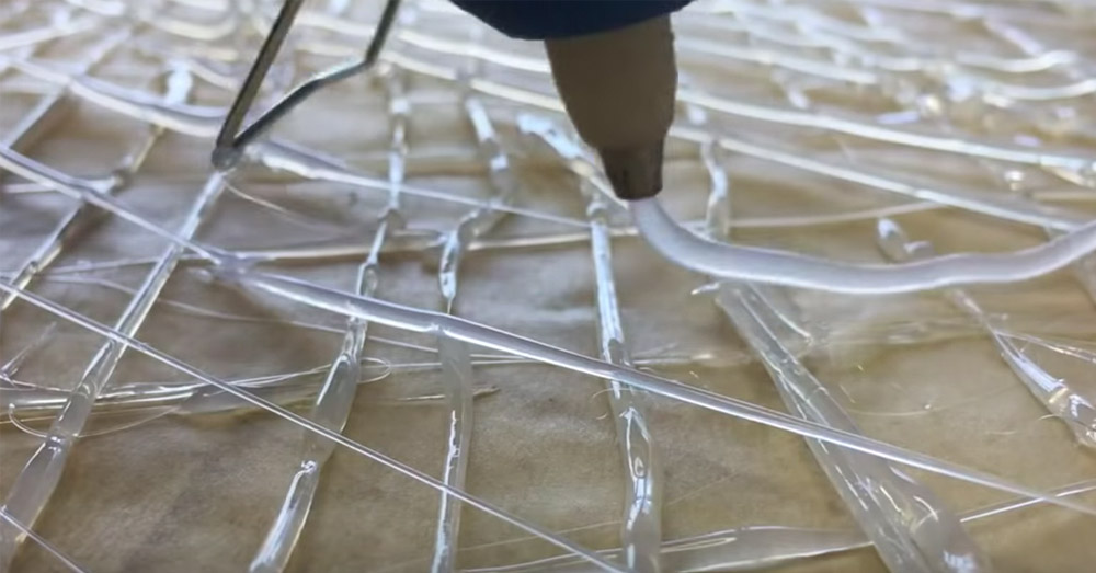 7 Unexpected Ways To Decorate With… Hot Glue?! Crafty House