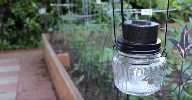 3 Cheap & Easy Ways To Add Lights To Your Garden | Crafty House